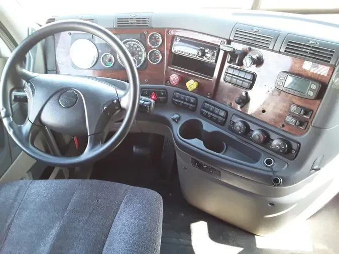 2020 FREIGHTLINER/MERCEDES CASCADIA 125