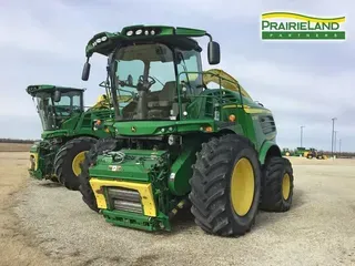 2017 John Deere 8700