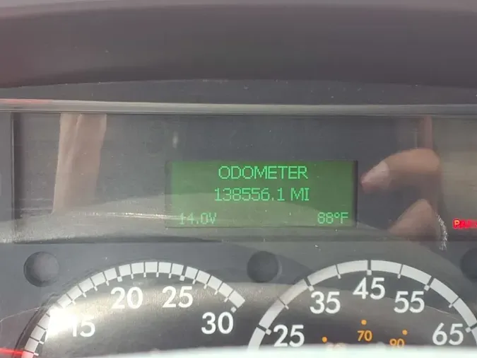 2017 FREIGHTLINER M2 106
