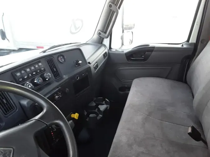 2020 NAVISTAR INTERNATIONAL MV607 (4X2)