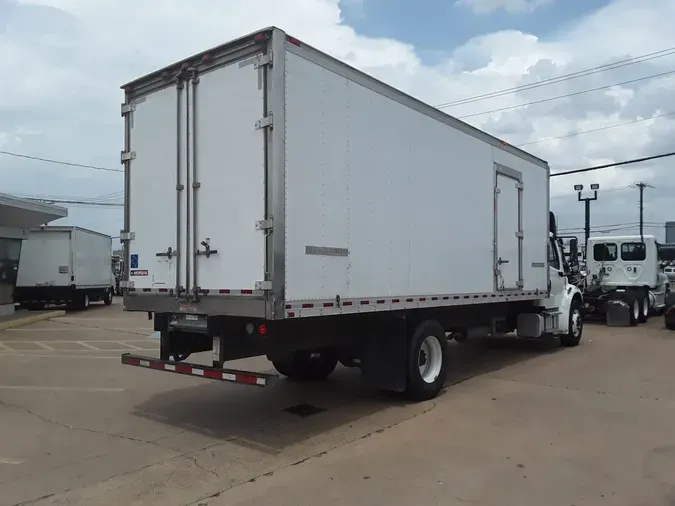 2017 FREIGHTLINER M2 106