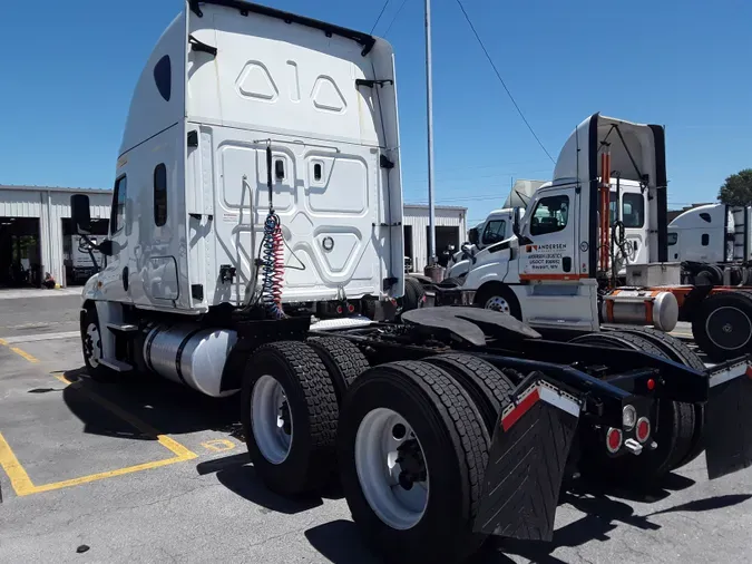 2019 FREIGHTLINER/MERCEDES CASCADIA 125