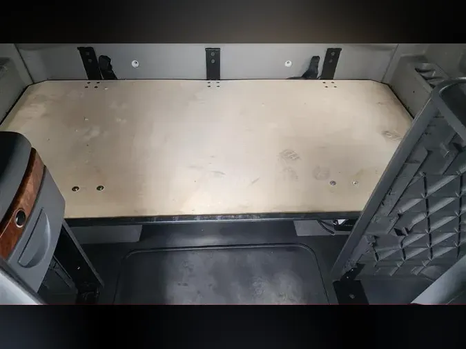 2022 INTERNATIONAL LT