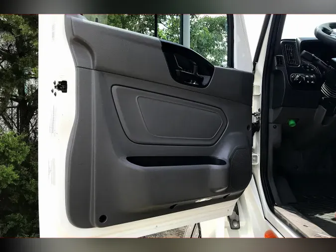 2022 INT LT625 6x4