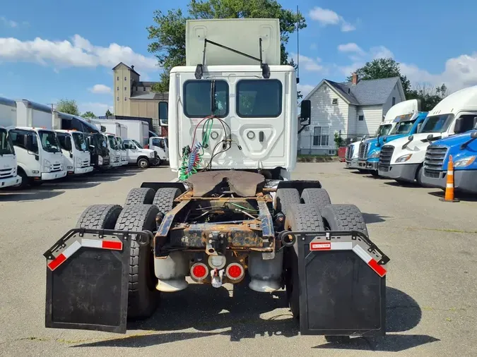 2019 FREIGHTLINER CASCADIA 125