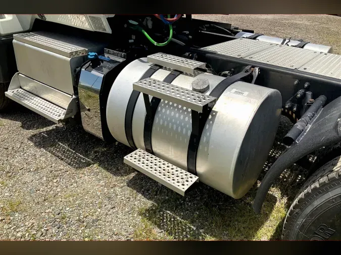 2019 INT LT625 6x4