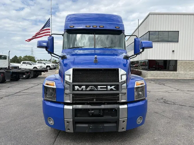 2020 Mack ANTHEM 64Teba0ef2d8a1f49478c64bf138c30b35b