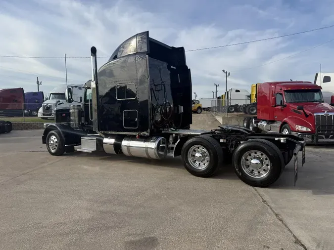 2022 Peterbilt 389eba1dbc9e82d9ca1e622fbde703f9774