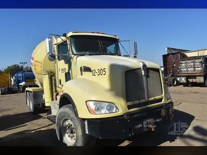 2012 KENWORTH T440