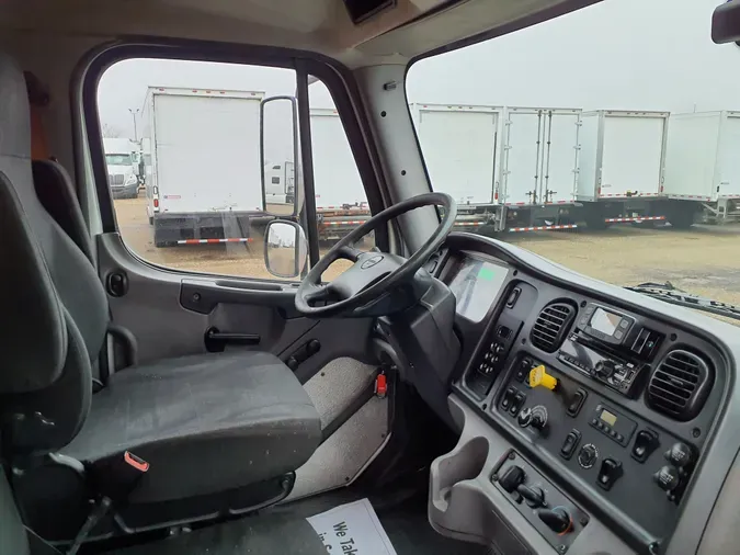 2018 FREIGHTLINER/MERCEDES M2 106