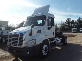 2015 Freightliner CASCADIA 113