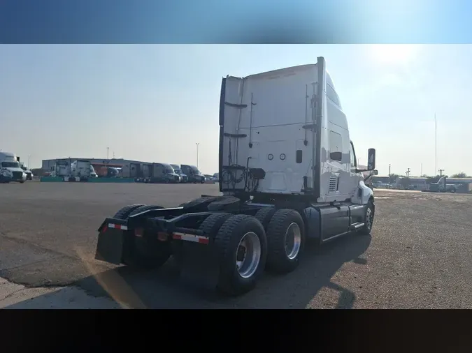 2022 International LT625