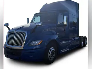 2020 International LT625