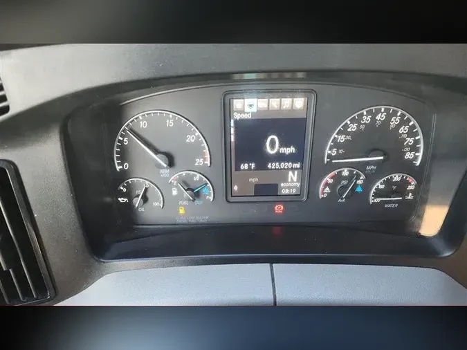 2022 FREIGHTLINER CA126