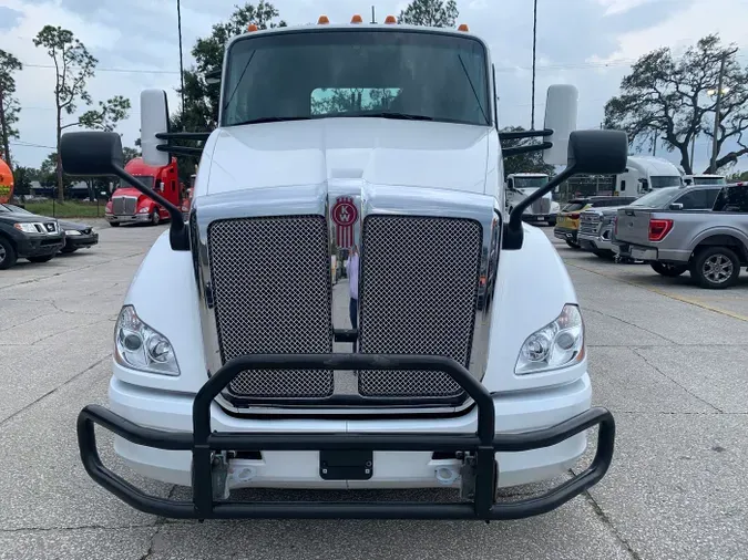 2020 Kenworth T680