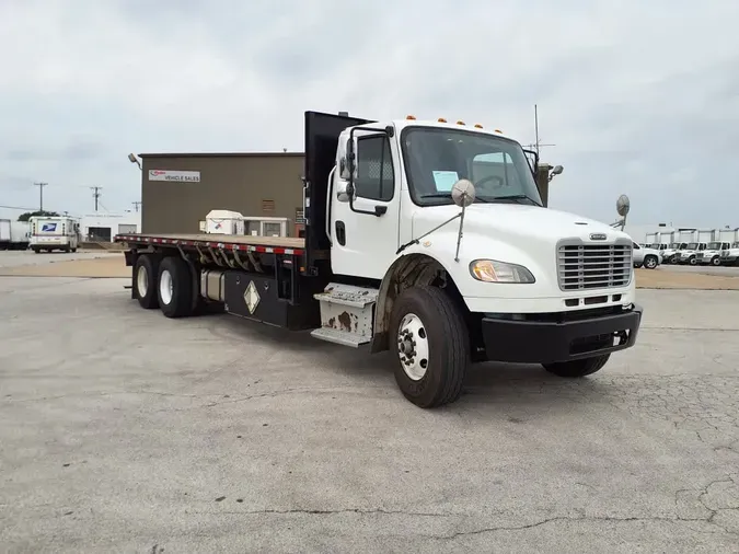 2017 FREIGHTLINER/MERCEDES M2 106