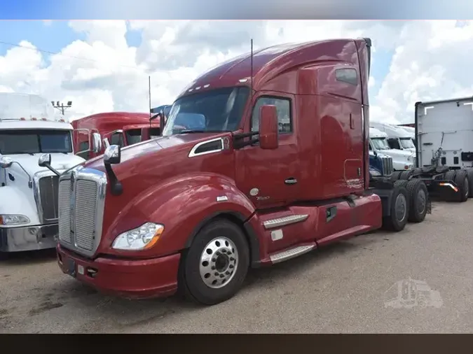 2021 KENWORTH T680