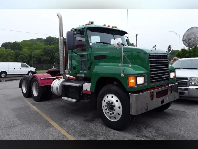 2018 MACK TRUCKS, INC. CHU613