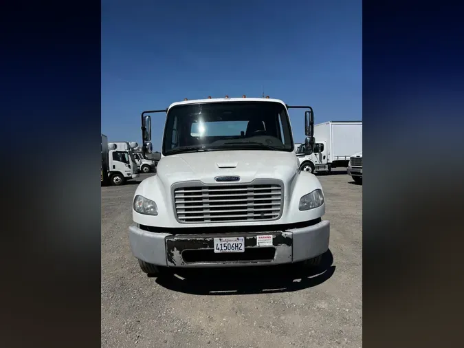 2018 FREIGHTLINER M2 106