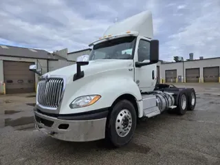 2022 International LT625