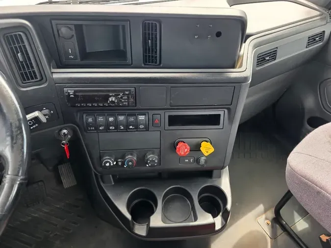 2020 NAVISTAR INTERNATIONAL RH613 DAYCAB S/A