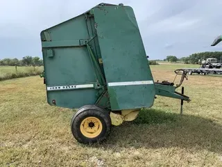 1988 John Deere 530