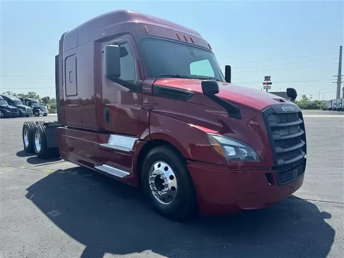 2019 FREIGHTLINER CA126