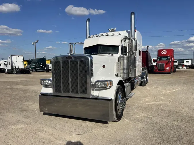 2020 Peterbilt 389