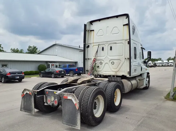 2019 FREIGHTLINER/MERCEDES CASCADIA 125