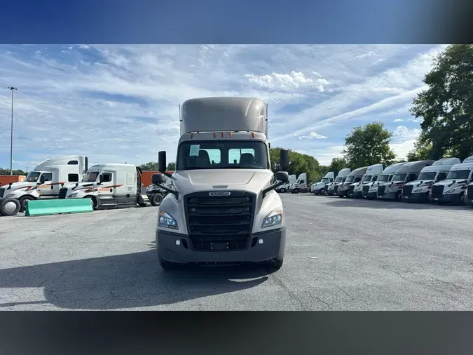 2020 Freightliner Cascadia 126ebd53297f1f460373b05d068f2fb3e69