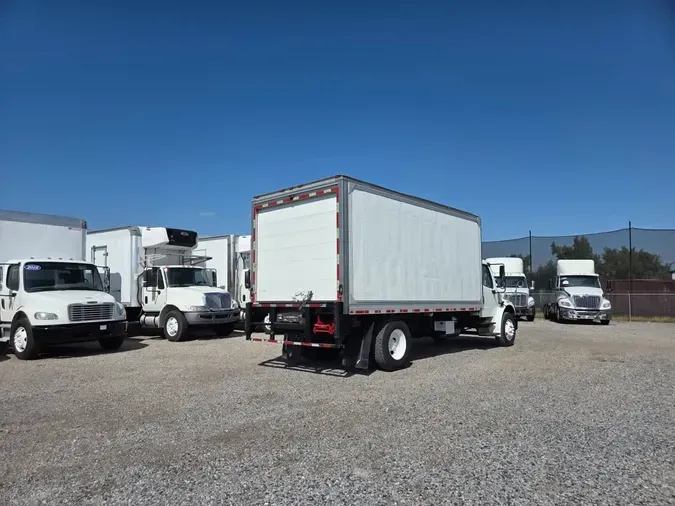 2019 FREIGHTLINER M2 106