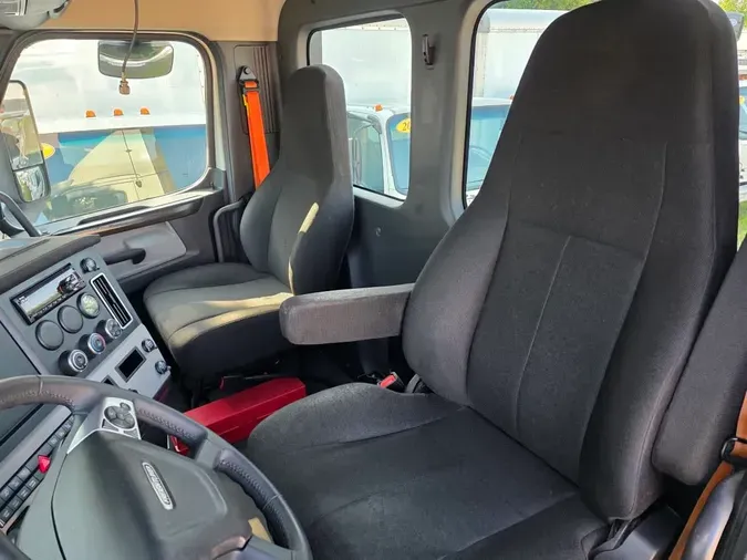2019 FREIGHTLINER NEW CASCADIA 126