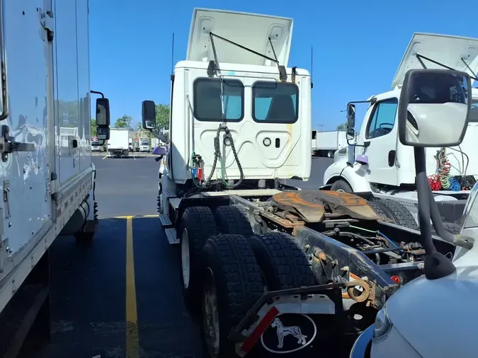 2019 FREIGHTLINER CASCADIA 125