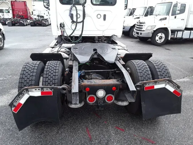 2019 FREIGHTLINER NEW CASCADIA 116