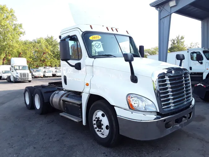 2018 FREIGHTLINER/MERCEDES CASCADIA 125