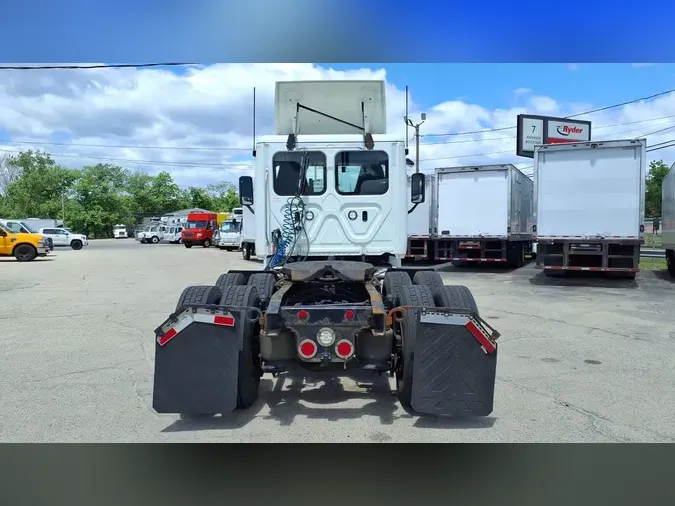 2019 FREIGHTLINER/MERCEDES CASCADIA 125ebe25f33c076cd0e9746b4b810303263