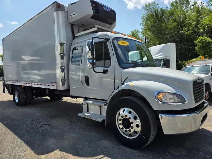 2018 FREIGHTLINER M2 106