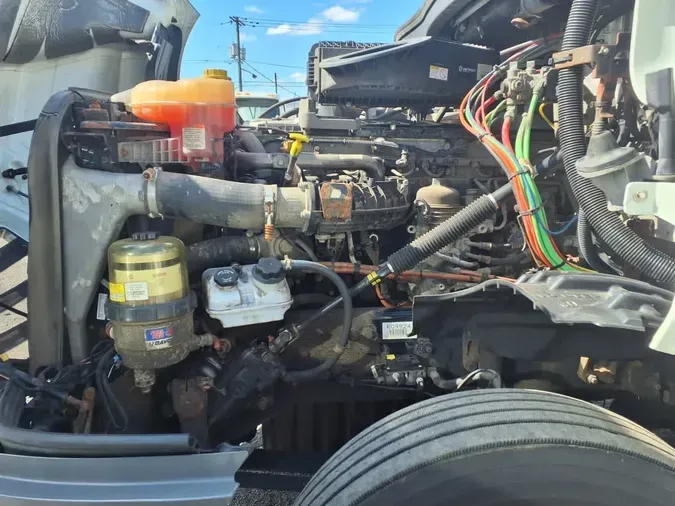 2019 FREIGHTLINER NEW CASCADIA 126