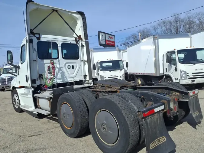 2019 FREIGHTLINER/MERCEDES NEW CASCADIA PX12664