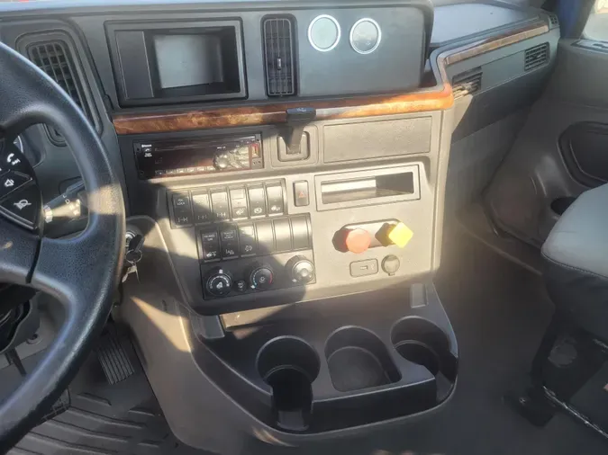 2021 International LT625