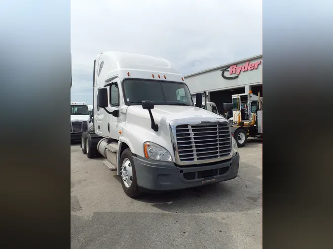 2019 FREIGHTLINER/MERCEDES CASCADIA 125