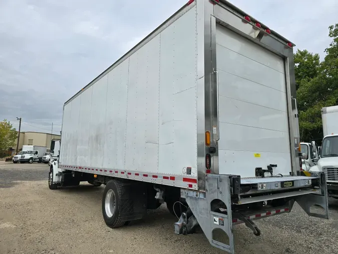 2018 FREIGHTLINER/MERCEDES M2 106