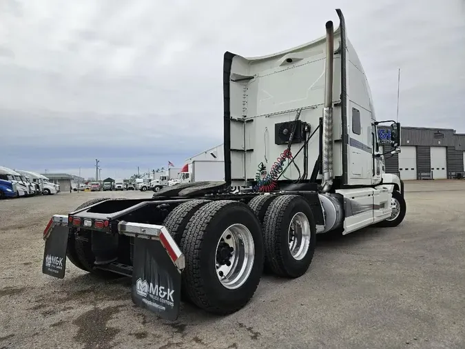 2023 MACK AN64T