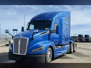 2023 KENWORTH T680