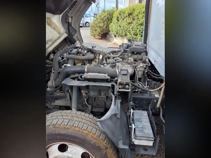 2015 ISUZU NPR HDebff041e7732a45a1868b207eb97072f