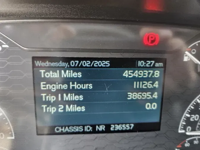 2020 VOLVO VNL64T860