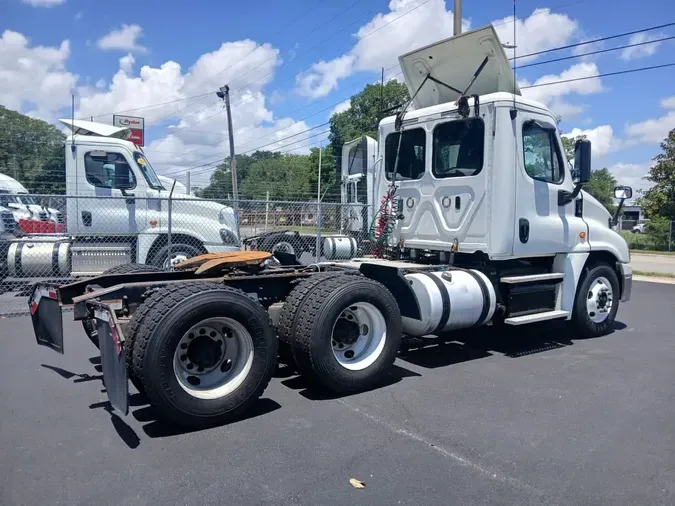 2019 FREIGHTLINER/MERCEDES CASCADIA 125ebffa7a6308b1f897f1e8e4c9ac37362