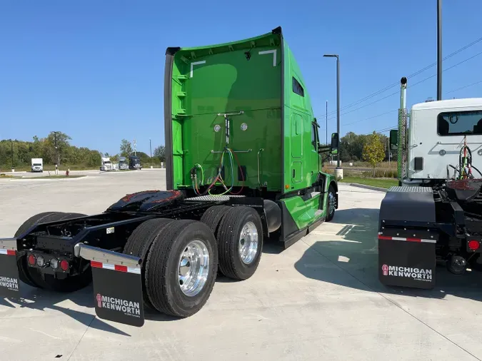 2025 Kenworth T680