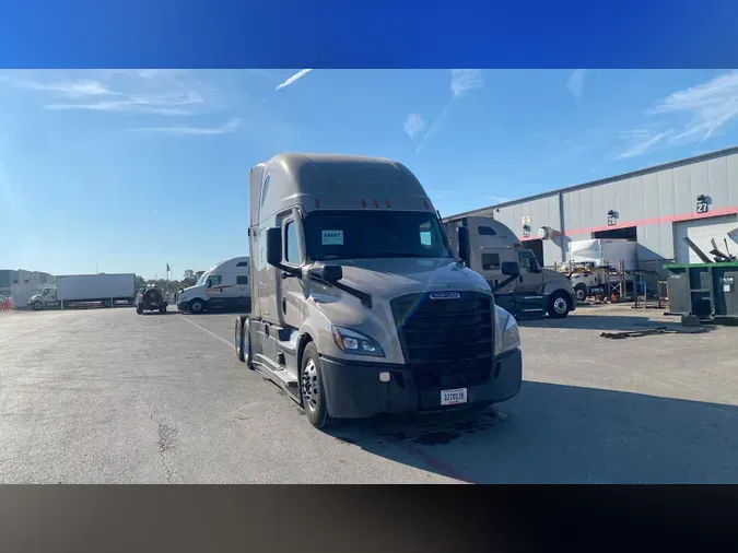 2023 Freightliner Cascadia 126ec04d03d4bd72175150faf175fc58a80