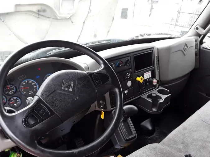 2017 NAVISTAR INTERNATIONAL 4300